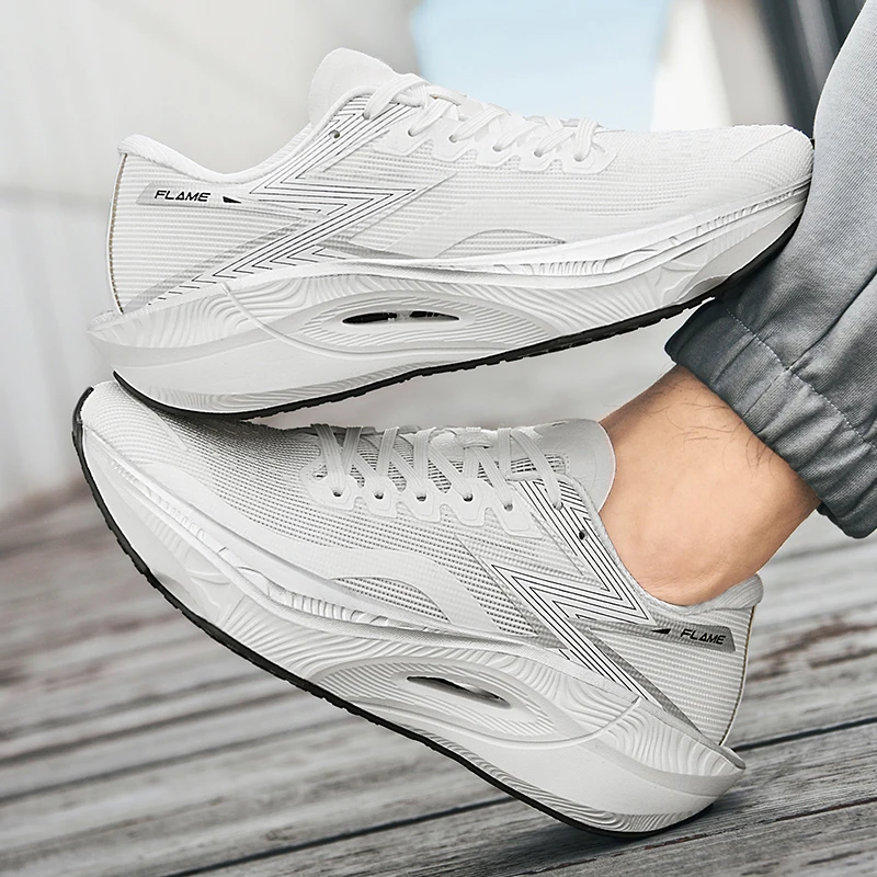 ランニングシューズ カーボンボード 特殊マラソン メンズ ス - Breathable Mesh Athletic Shoes のレビューと価格