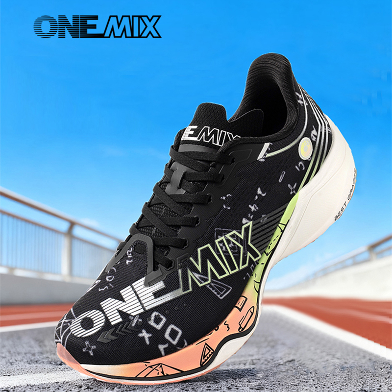 ONEMIX ナイロンカーボンプレートレーシングランニングト - Carbon Plate Marathon Racing Shoes のレビューと価格