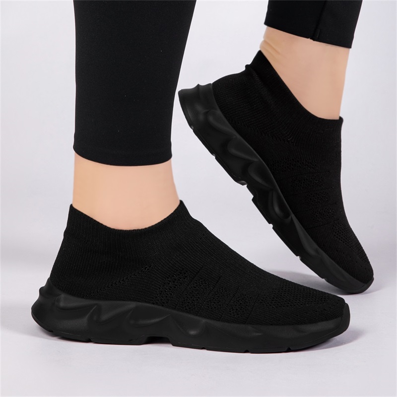 レディースメッシュニットスリッポンウォーキングシューズ、通気 - Knit Fabric Lace Up Sneakers のレビューと価格