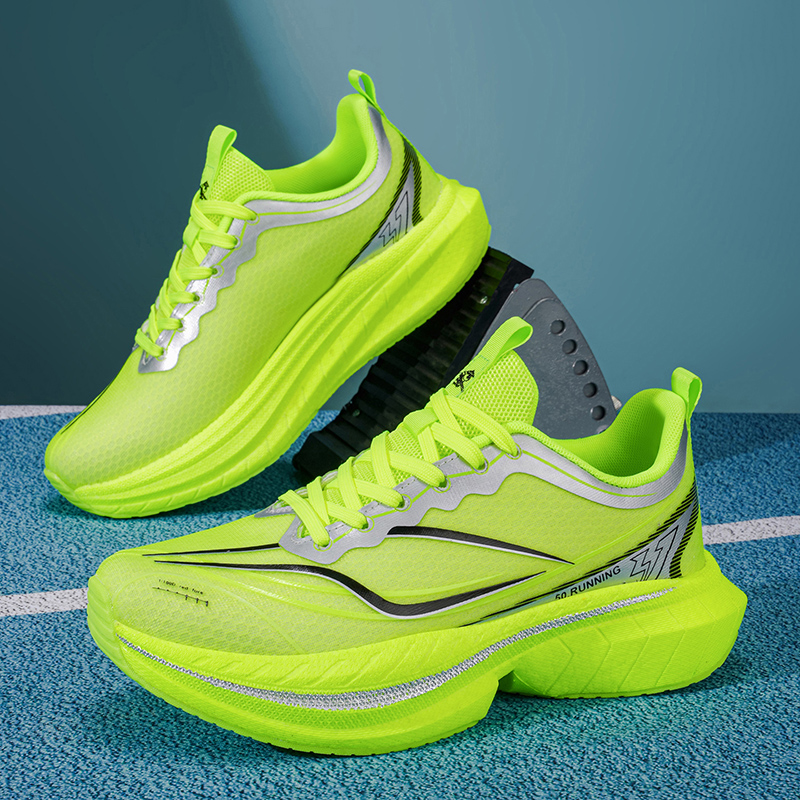 男性用クッション入りウォーキングランニングシューズオフロード - Lightweight Road Running Shoes のレビューと価格