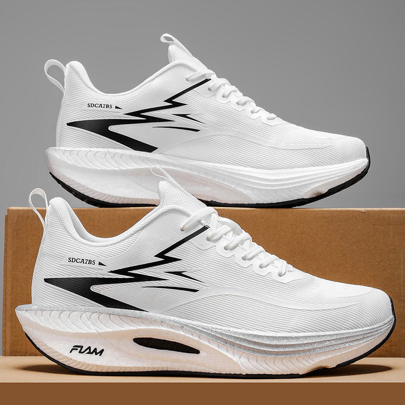 ランニングシューズ メンズ カーボンボード マラソン スポー - Breathable Mesh Athletic Shoes のレビューと価格